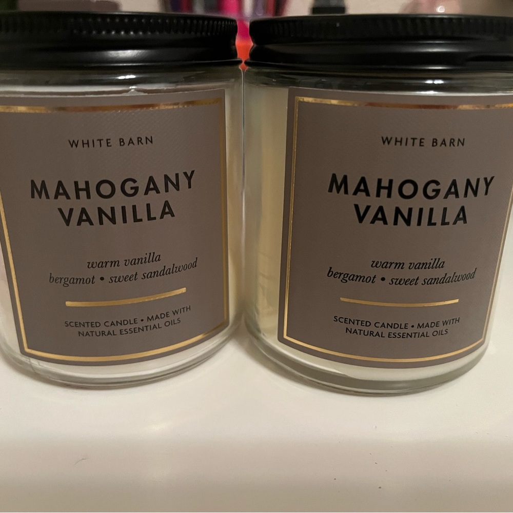Bath and Body work candle! Mahogany Vanilla